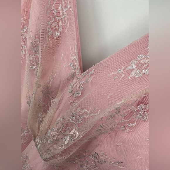 Dress The Population Pink Tulle Overlay Deep V-Neck Gown Dress Sz XS - Picture 2 of 6